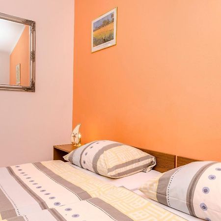 Apartments And Room Take It Easy Tribunj (Sibenik-Knin) Exterior foto