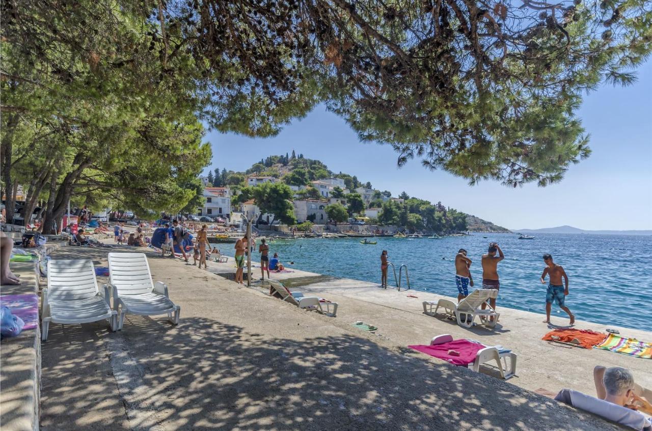 Apartments And Room Take It Easy Tribunj (Sibenik-Knin) Exterior foto