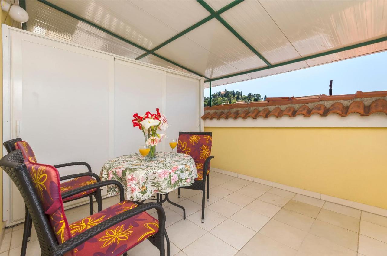 Apartments And Room Take It Easy Tribunj (Sibenik-Knin) Exterior foto