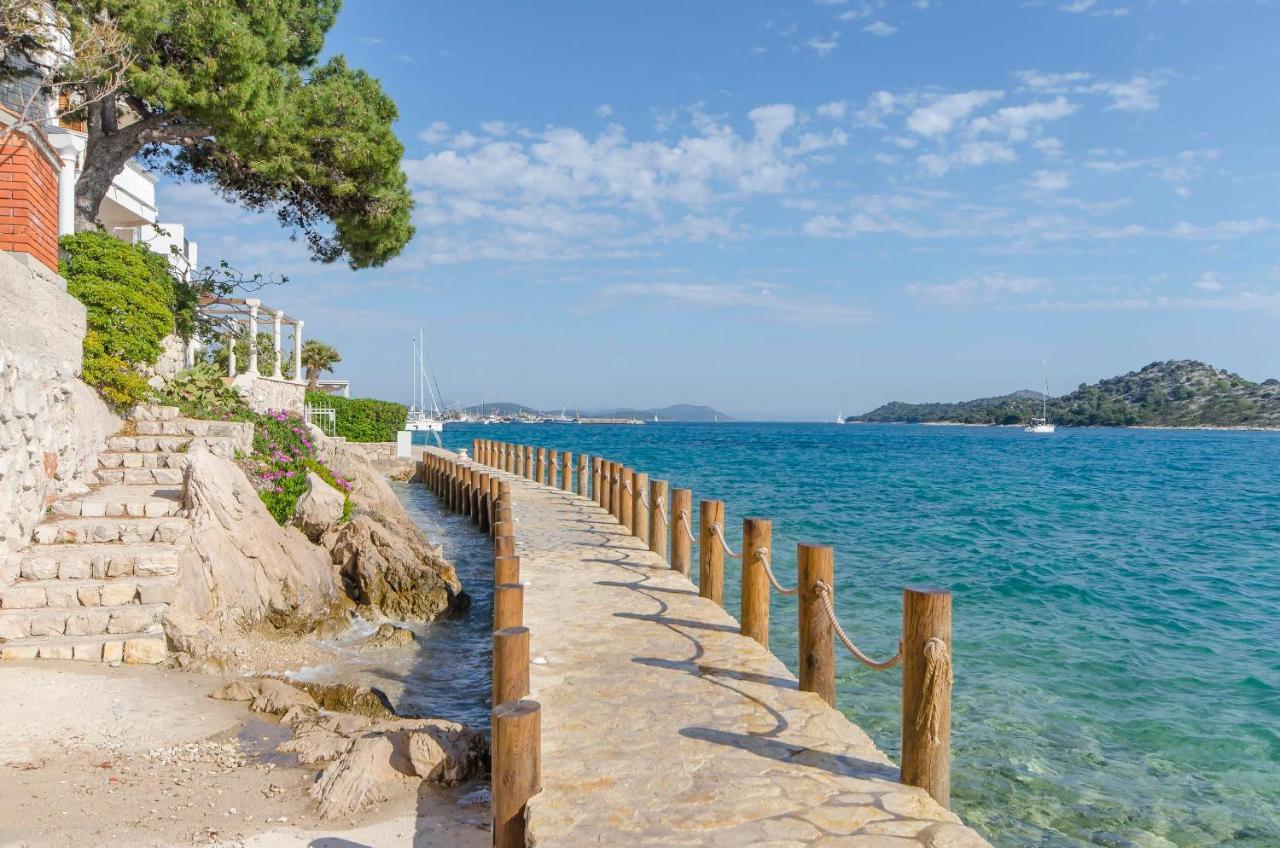 Apartments And Room Take It Easy Tribunj (Sibenik-Knin) Exterior foto
